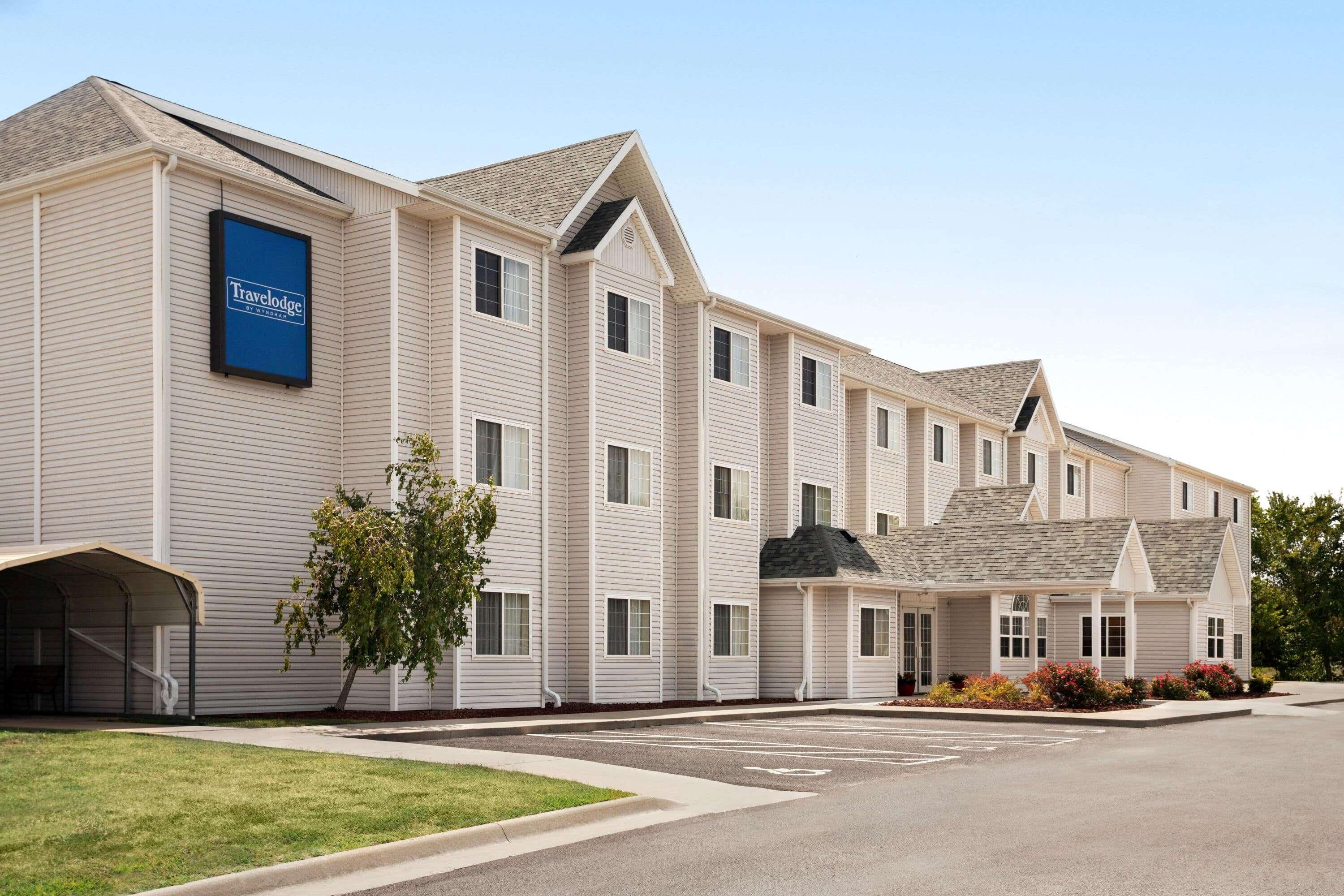 Travelodge By Wyndham Fort Scott Zewnętrze zdjęcie