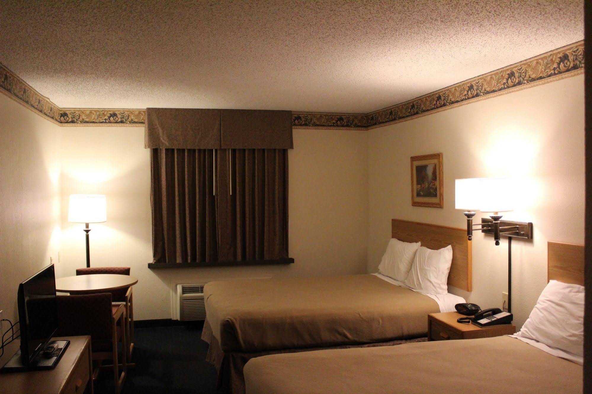 Travelodge By Wyndham Fort Scott Zewnętrze zdjęcie