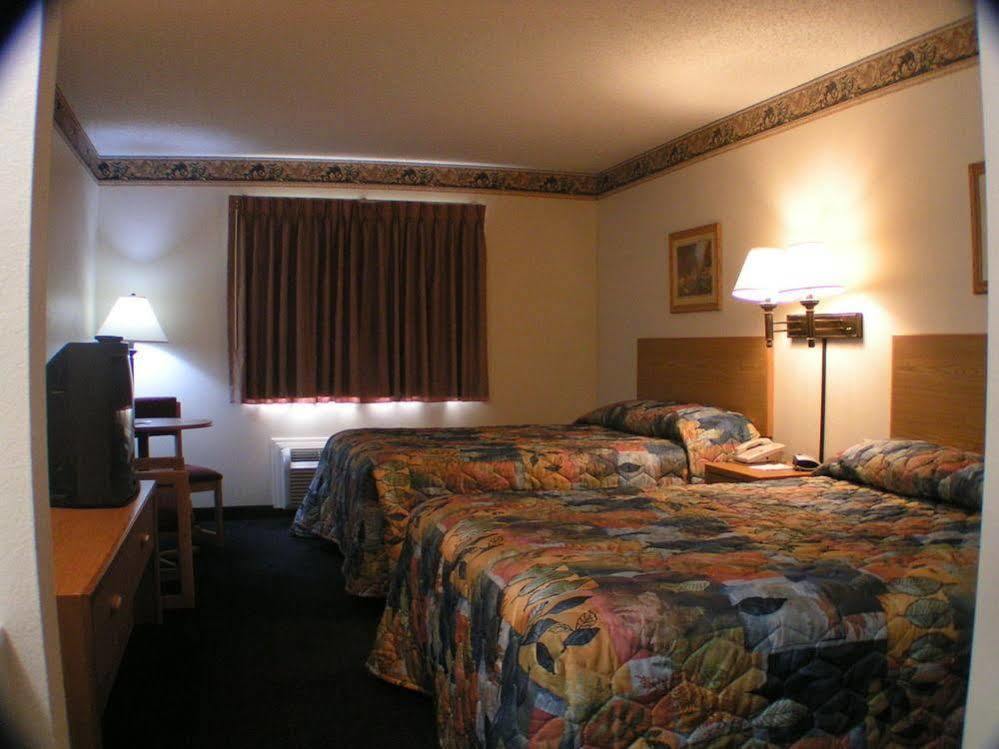 Travelodge By Wyndham Fort Scott Zewnętrze zdjęcie