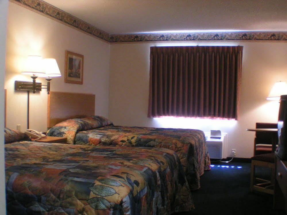 Travelodge By Wyndham Fort Scott Zewnętrze zdjęcie