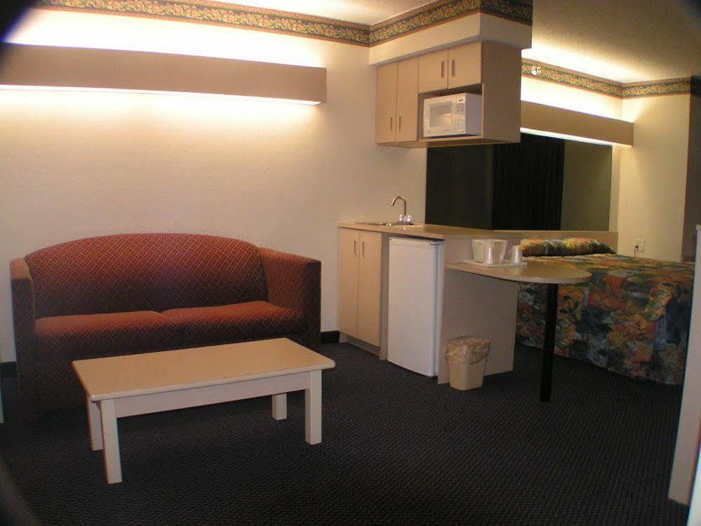 Travelodge By Wyndham Fort Scott Zewnętrze zdjęcie