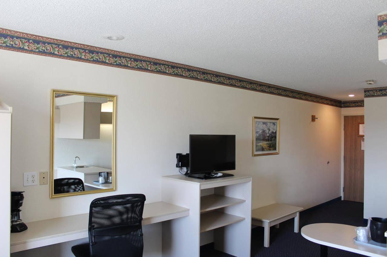 Travelodge By Wyndham Fort Scott Zewnętrze zdjęcie